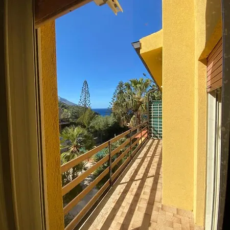 Azzurra Villa